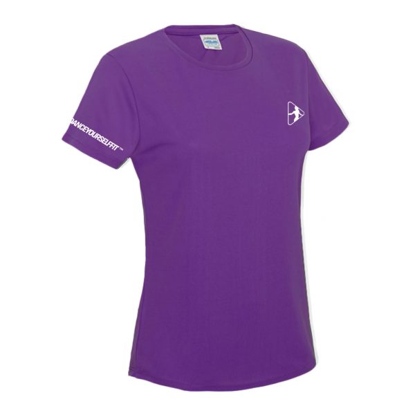 T-Shirt _ Magenta - Front